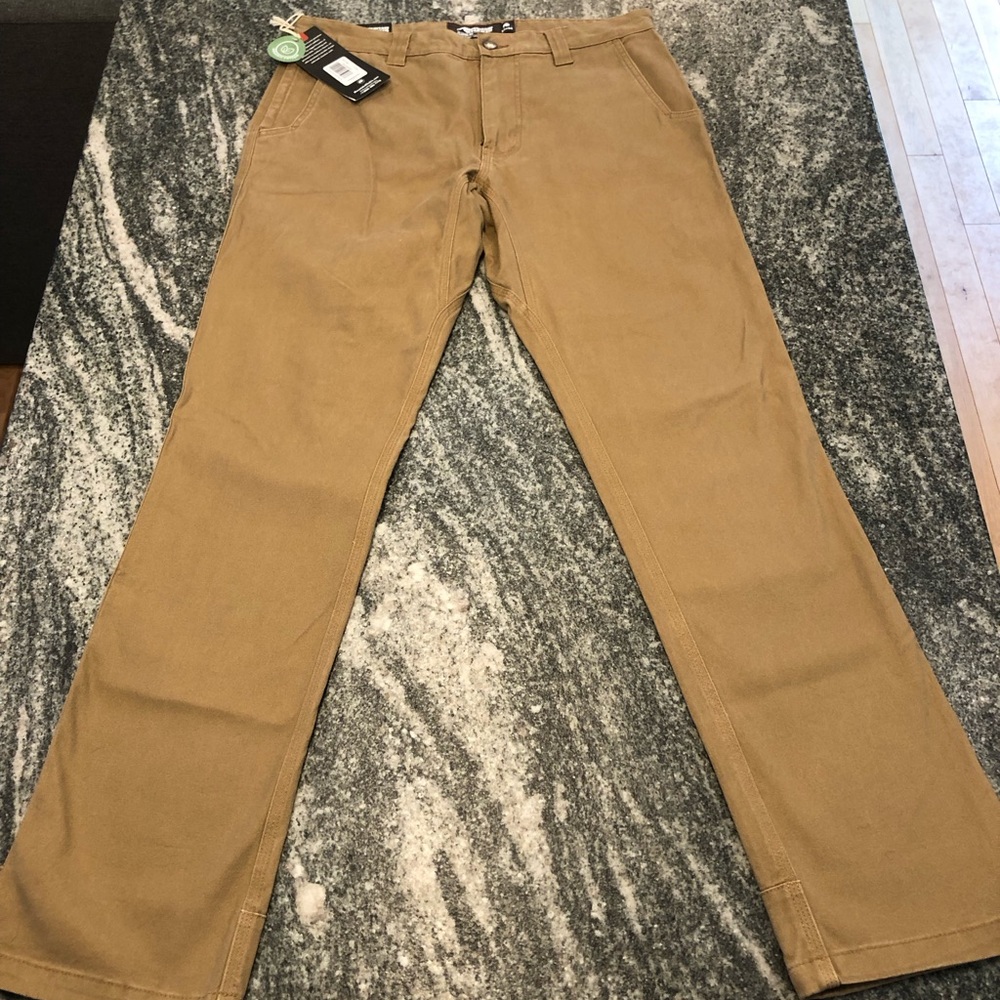 Mountain khakis Mountain pants. Size 33x34.  Organic cotton.  New.